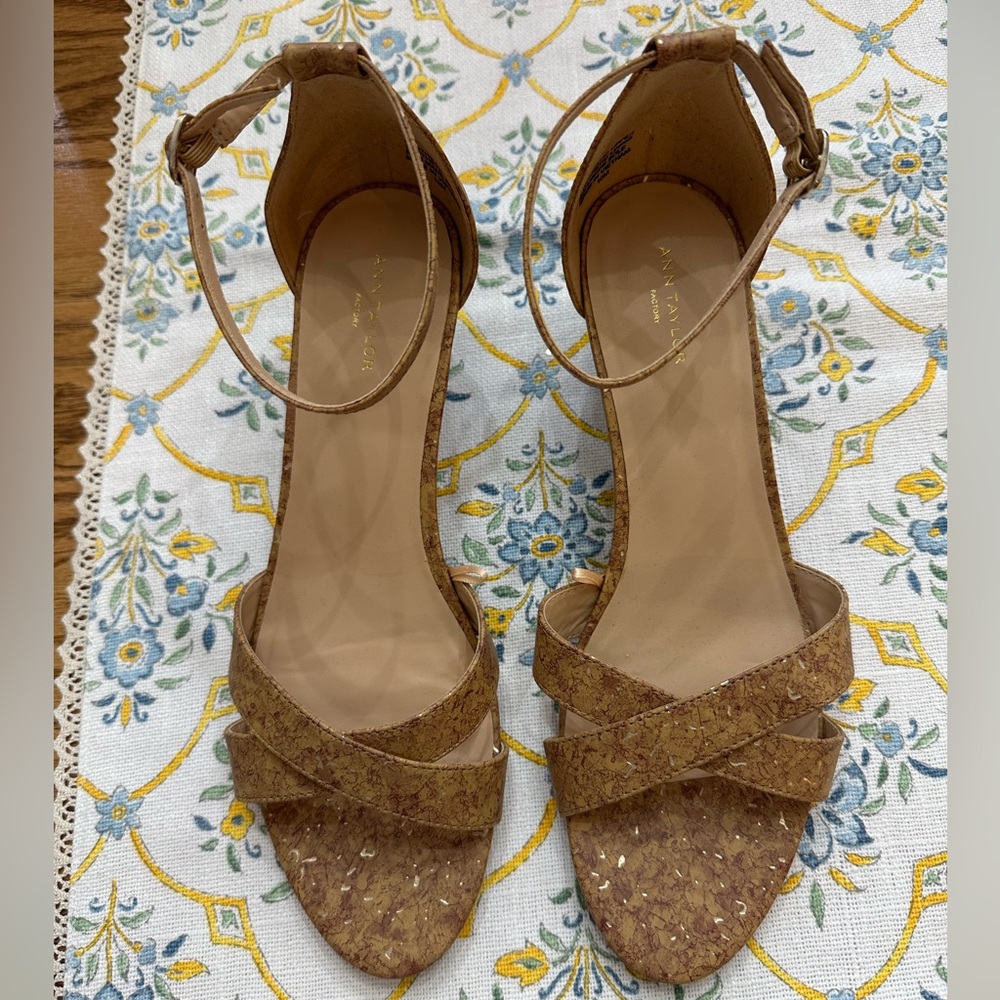 Ann Taylor Factory Size 10 Giuliana Cork Wedge Sandal with Ankle Strap